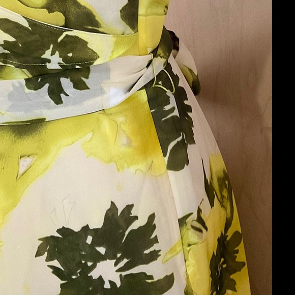 Evan Picone Cross Front Dress - NWT - Picture 5 of 5